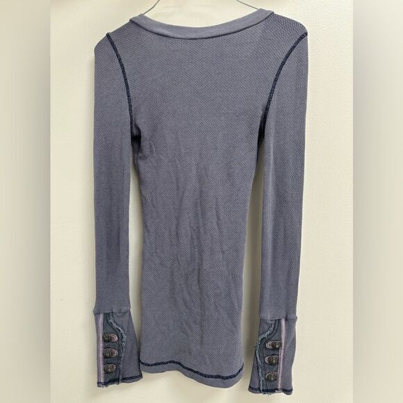 FREE PEOPLE MOTO CUFF THERMAL TOP SMALL PURPLE - Picture 4 of 8